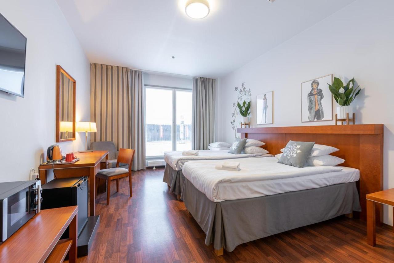 Hotel Tuulonen Tuulos ภายนอก รูปภาพ
